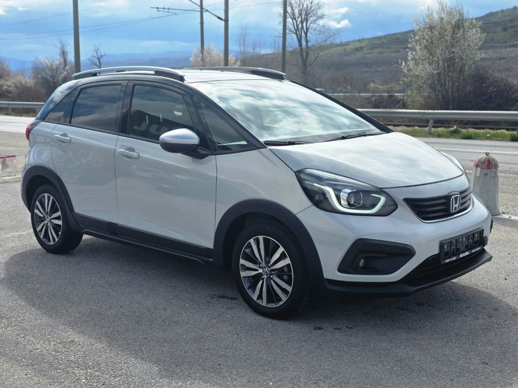 Honda Jazz CROSSTAR Hybrid